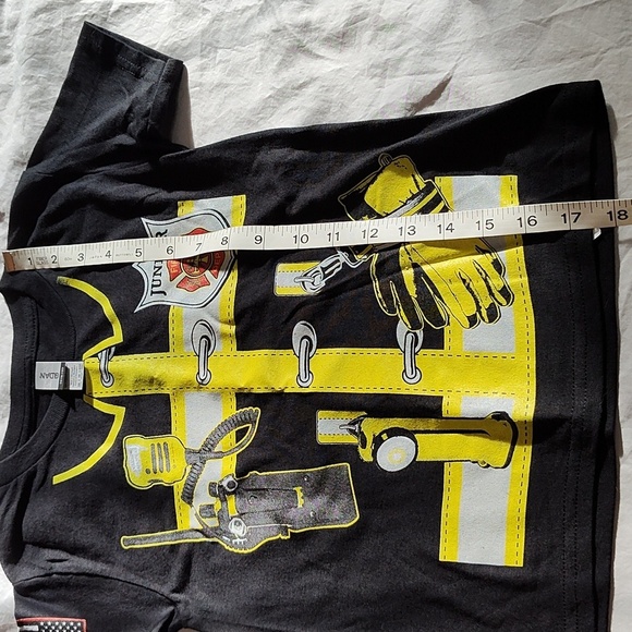 Toddler Fireman Costume Printed T Shirt Short Sleeved Size XS Halloween - Picture 7 of 8